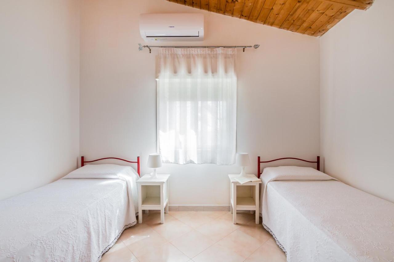 Villa Rosa Near The Sandy Beach, Parking & Wifi Ното Экстерьер фото